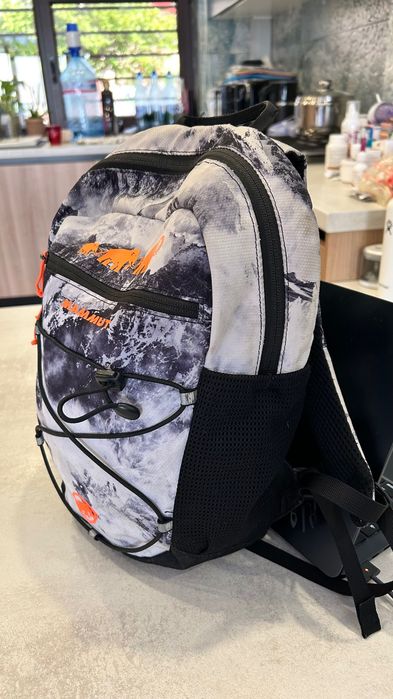 Ghiozdan Mammut 8l
