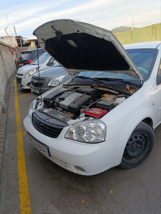 Срочно Lacetti 1.8