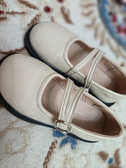 Детские туфли  2000 т