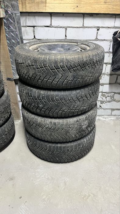Продам шины с дисками
