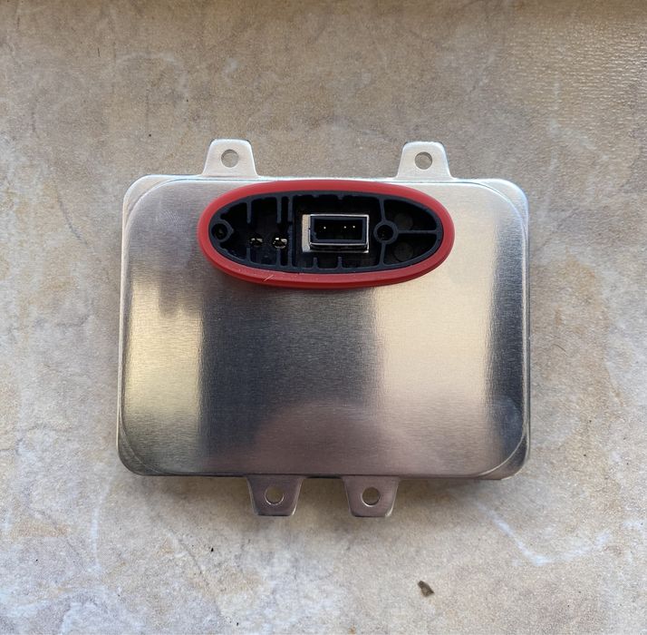 Баласт Запалка Xenon 5DV008290-00 Bmw e60,e65,e66,Mercedes sprinter VW