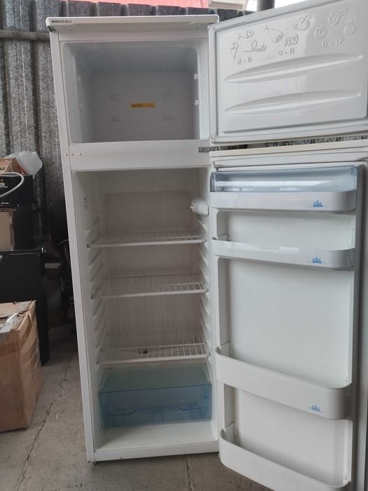 Продаётся надёжный холодильник BEKO