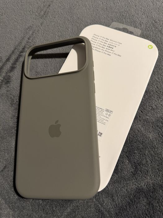 Husa iPhone 17 Pro/17 Pro Max
