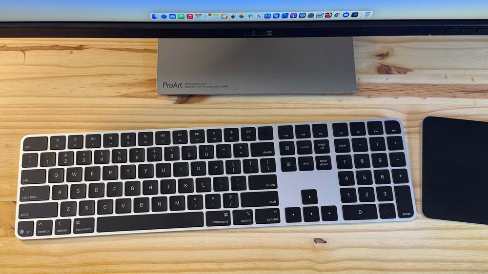 Tastatura Apple Magic keyboard numeric keypad noua