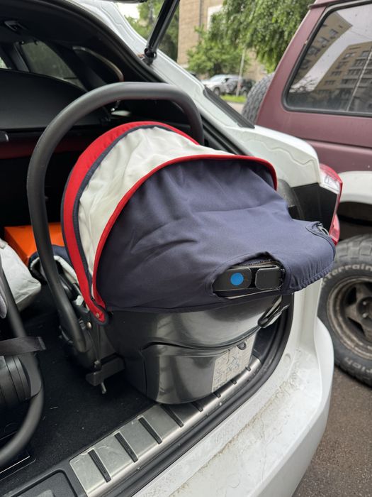 Автокресло brevi