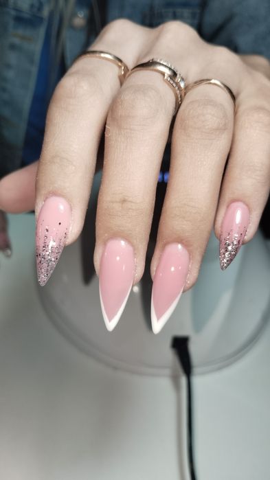 Маникюр, педикюр