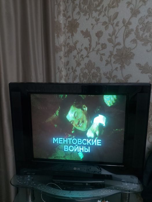 Продам телевизор