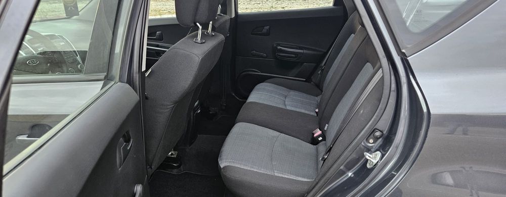 Vand Kia Ceed 1.6 diesel Euro 5 An 2010 0️⃣7️⃣6️⃣1️⃣5️⃣1️⃣9️⃣0️⃣2️⃣0️⃣