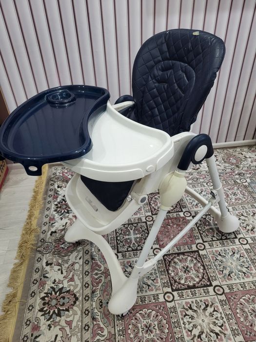 Продам детское кресло для кормления