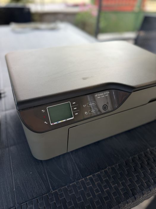 Принтер HP DeskJet 3070A – цветен мултифункционален принтер