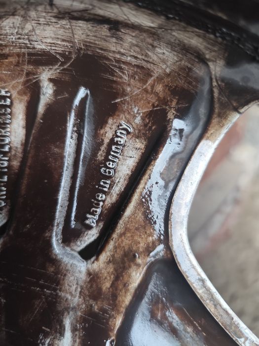 Диск титановый баллон 18 разношироки