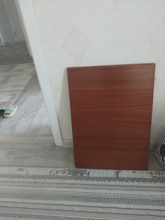 Продаётся стол раздвижной