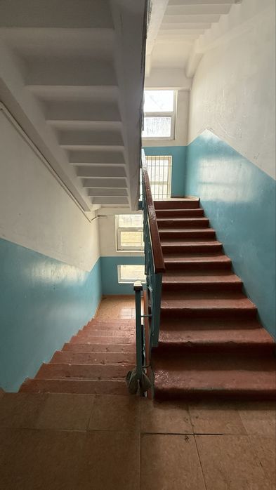 Ақмешіт 15-үйден,2-қабаттан