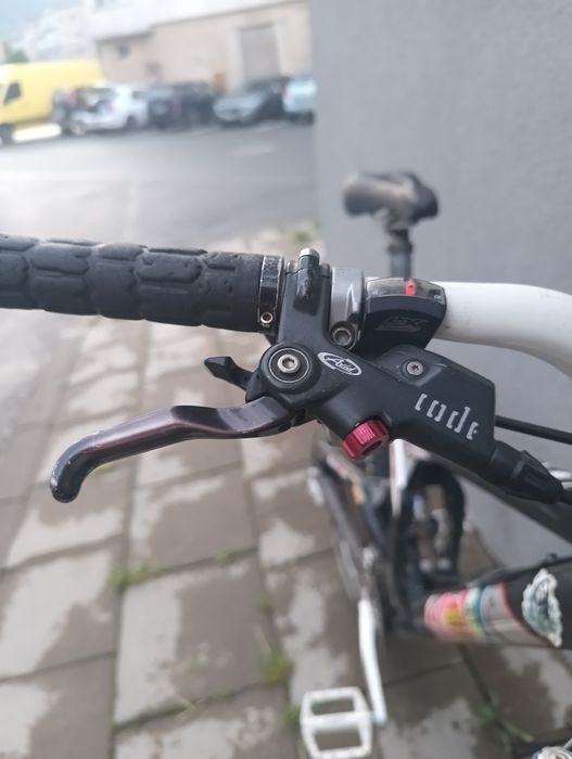 Bicicleta full-suspension Scott