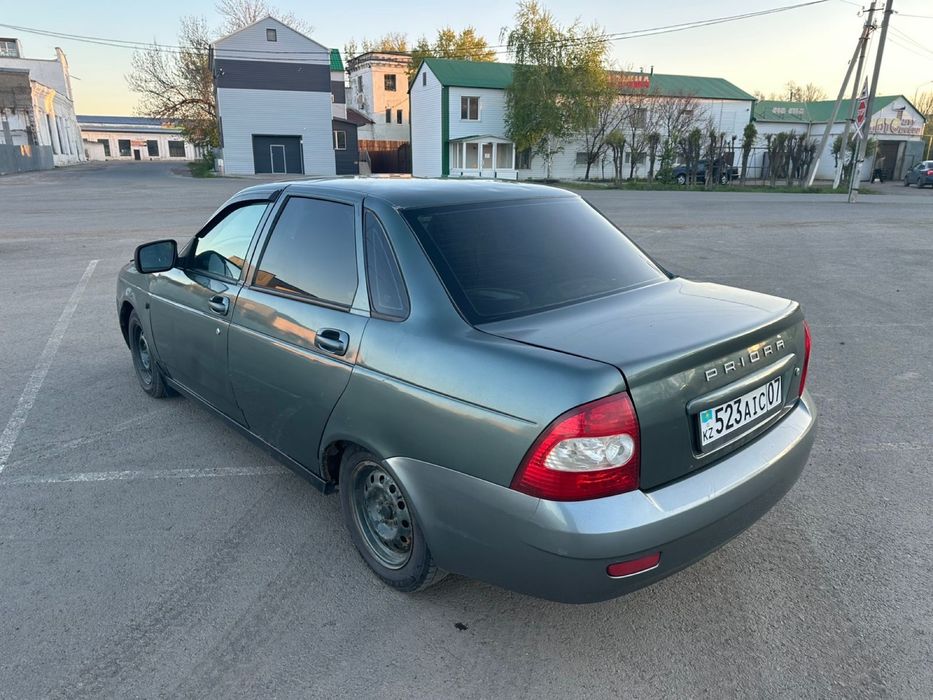 Продам Приору чистая казашка