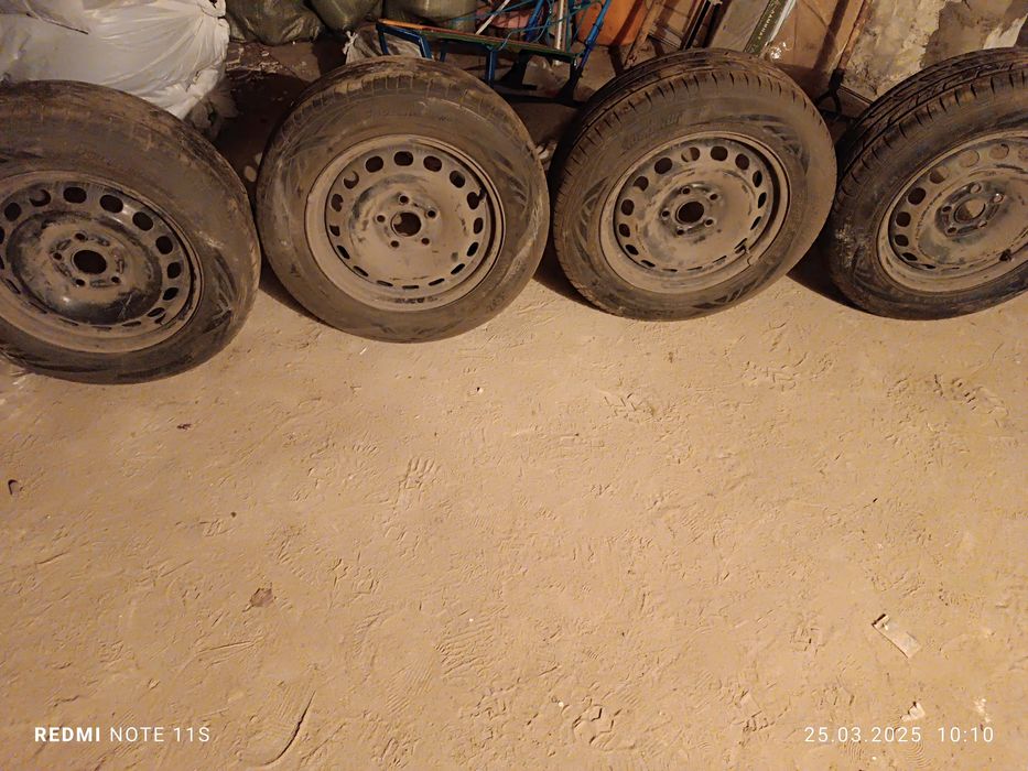 Продам резину с дисками