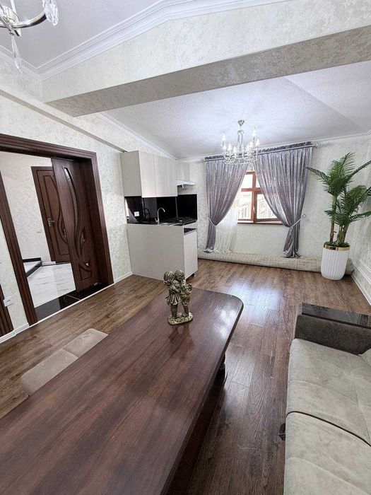 № 4037. Продается 2х-комнатная квартира Мансард.
