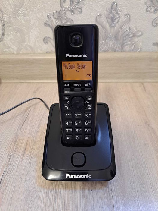 Радиотелефон Panasonic KX-Tg2711 в хорошем состоянии