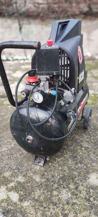 маслен компресор  ,,айнхел,, и принадлежности