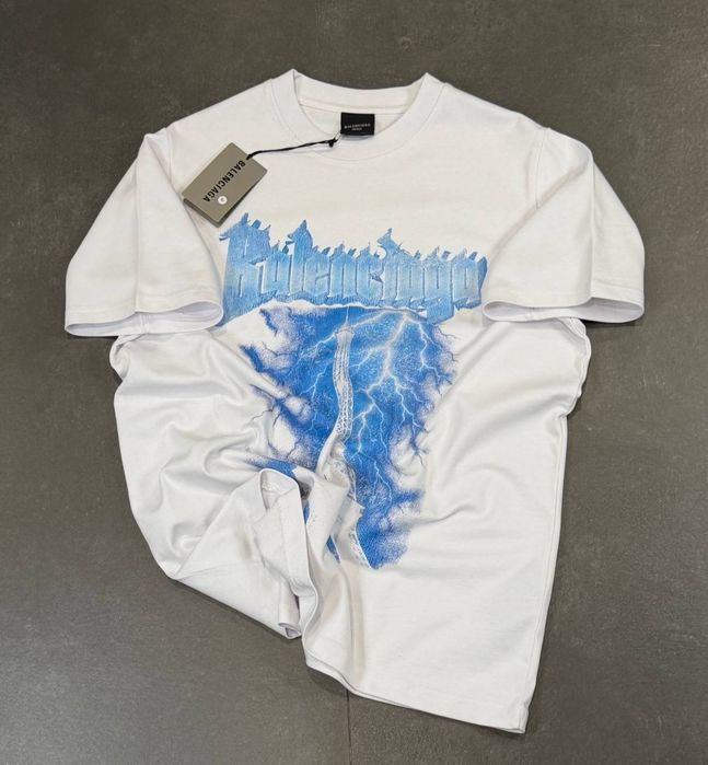Мъжка тениска Balenciaga модел 2026