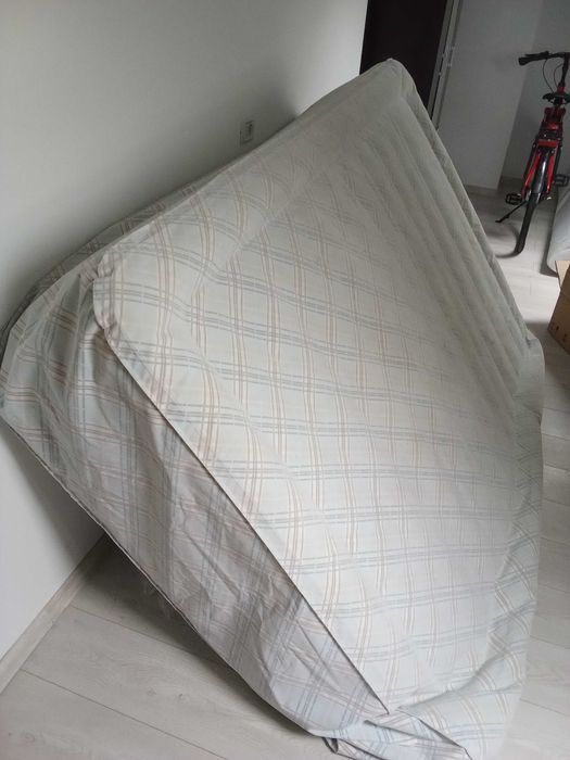 Saltele pat second hand