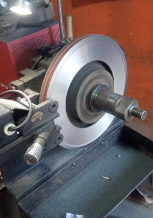 Проточка тормозных дисков