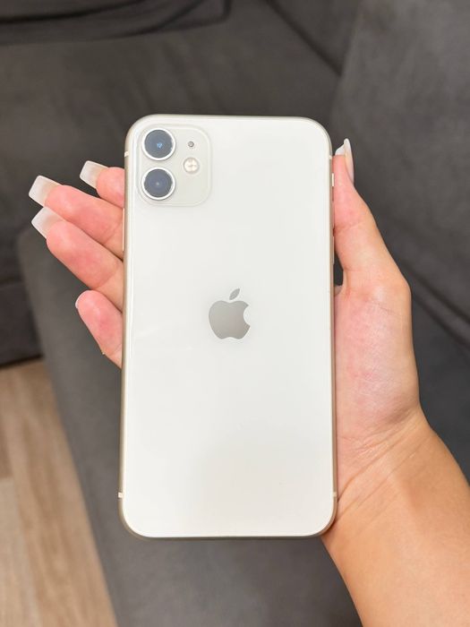 Iphone 11 128гб с коробкой