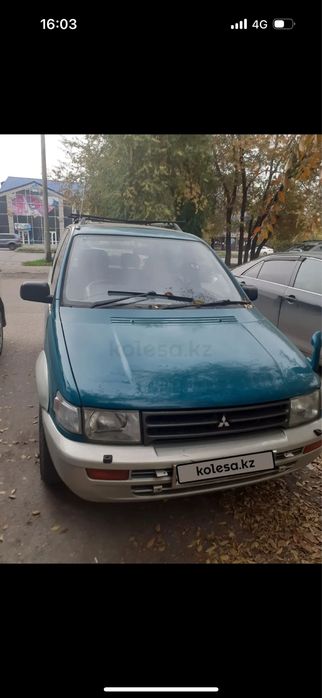 Продам машину Mitsubishi rvr