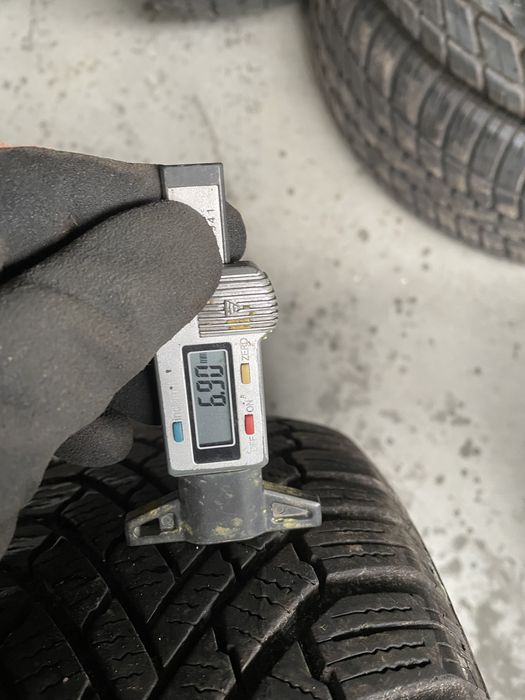 Anv m+s 185/65/15 Sumitomo/Continental