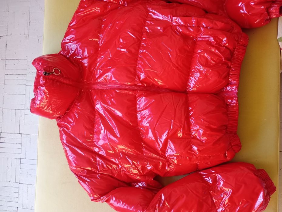 Дамско Чисто ново зимно яке тип бомбър