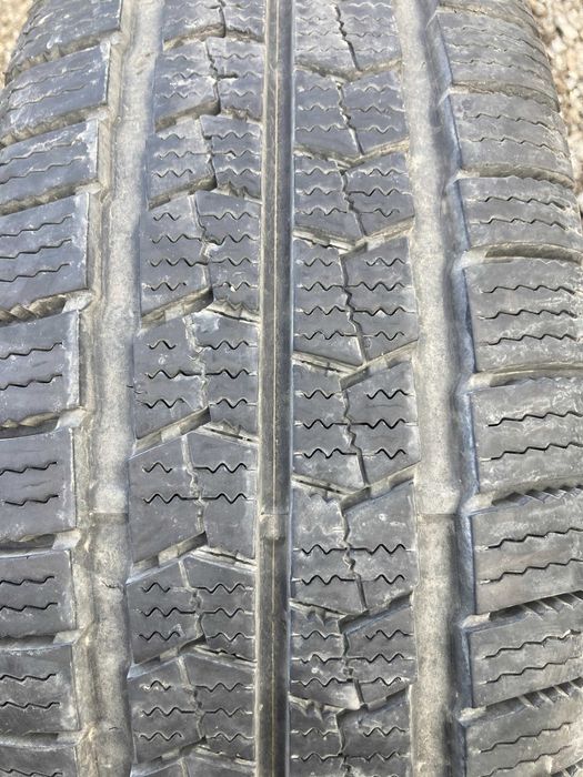 Гуми за бус 225 70 15 NEXEN dot 22