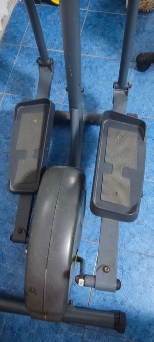 Эллиптический тренажёр