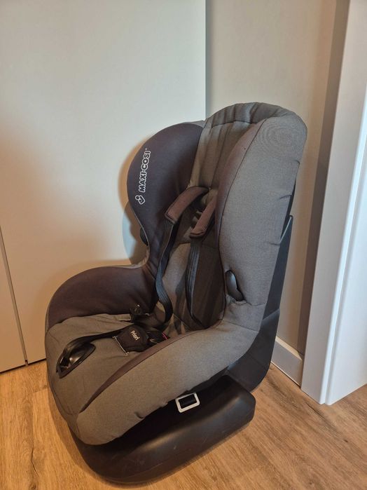 Столче за кола Maxi-cosi 9-18 кг