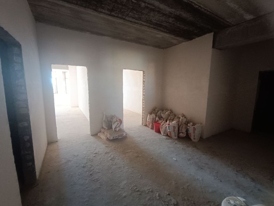 Zarafshon 12-mikrorayon | 3 xonali | 102 m² | Novostroyka