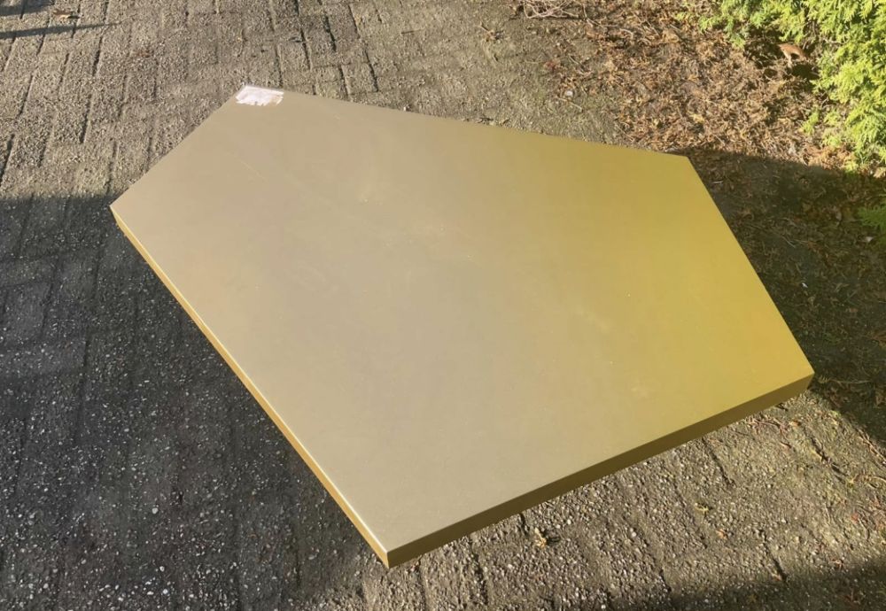 Дизайнерска Маса Белгия