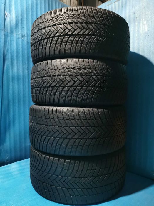 255/35 R21 - 275/35 R21 bridgestone m+s 4 bucati