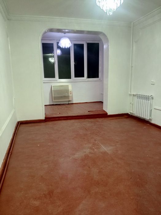Продаётся  2 комнатная квартира