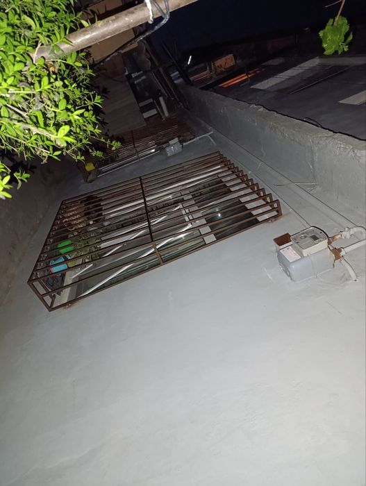 Kvartira sotiladi 1etaj 3xonali