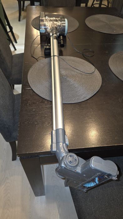 Вертикална прахосмукачка" cleanmaxx"