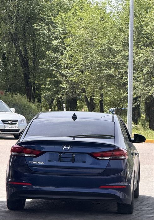 Hyundai Elantra 2017 2.0