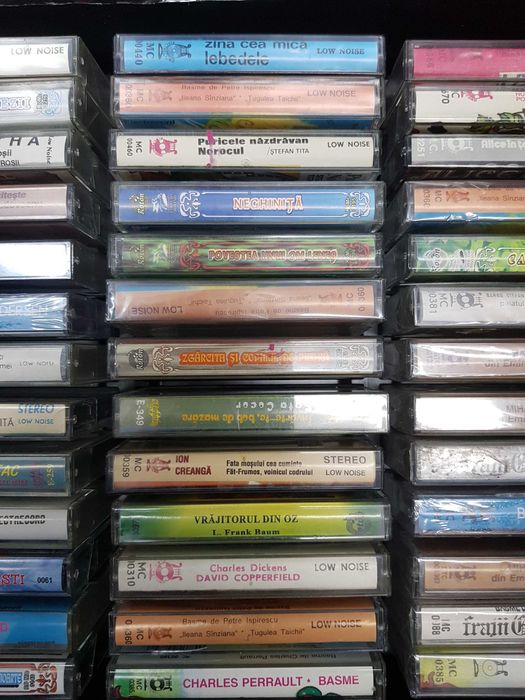 Casete Audio NOI Romanesti Muzica Usoara POP Rock Povesti Colinde