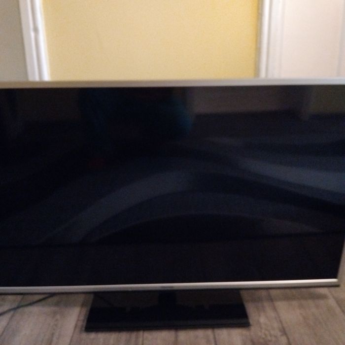 Телевизор Тошиба 46 инча