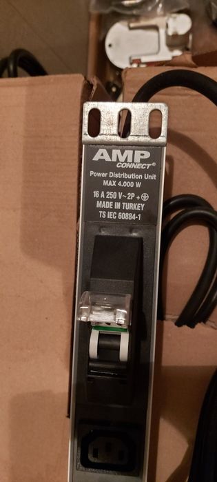 Блок распределения питания AMP connect