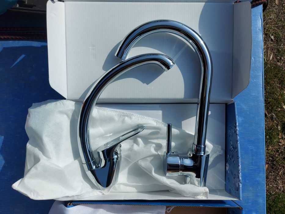 Стоящи смесители за мивка Фито.