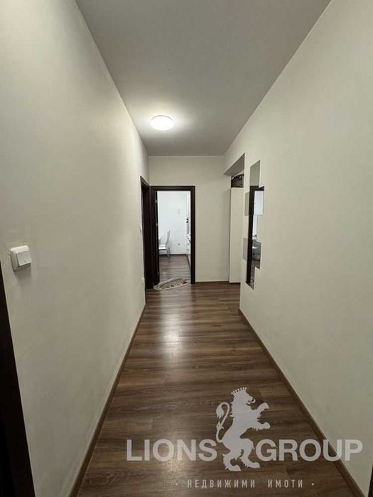 Дава се под наем Тристаен апартамент в Варна, Център - 100 кв.м за 997.05 € - Снимка #14