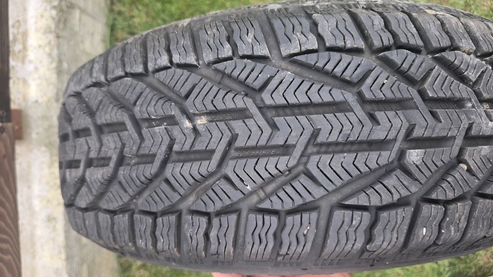 Vand anvelope iarna Tigar r16