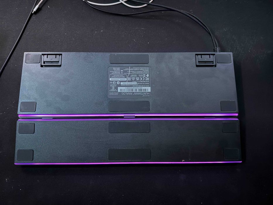 Razer Huntsman V2 Analog, RGB, черна