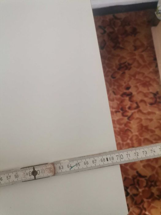 Кухненска маса бяла