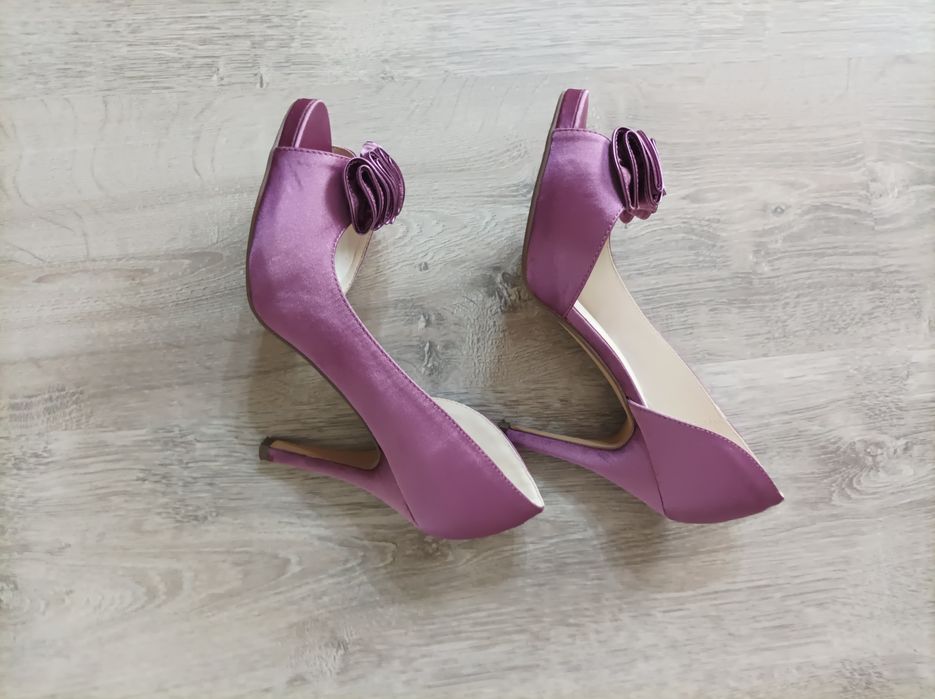 Дамски обувки запазени.