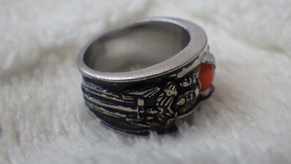 Мъжки пръстен от неръждаема стомана със синтетичен камък ахат, ръчно изработен във викингски стил